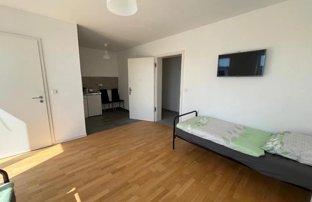 Westend Real Estate-Residenz-1